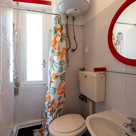 Piccolo Monolocale Del Mercato *