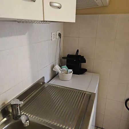 Piccolo Monolocale Del Mercato דירה *