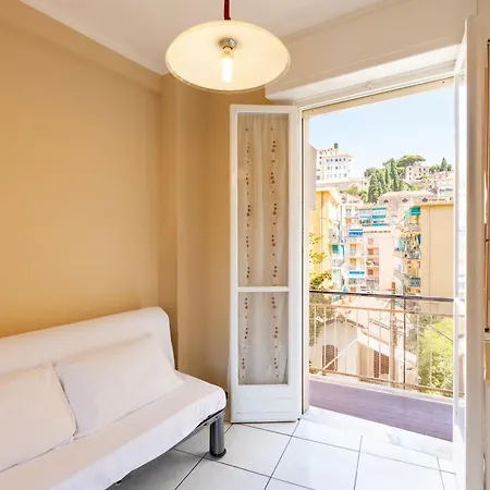 Piccolo Monolocale Del Mercato * Sanremo