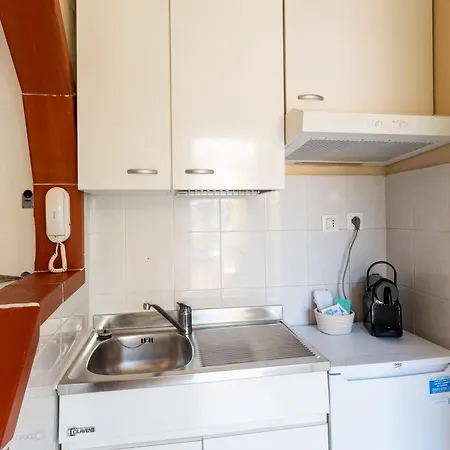 Lejlighed Piccolo Monolocale Del Mercato *