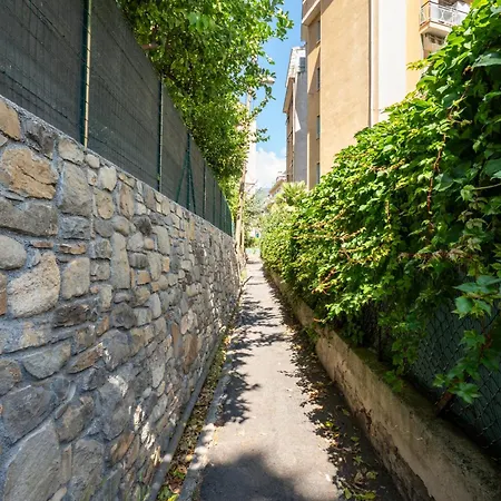 Piccolo Monolocale Del Mercato * Sanremo