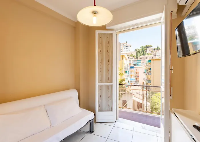 Piccolo Monolocale Del Mercato * Sanremo