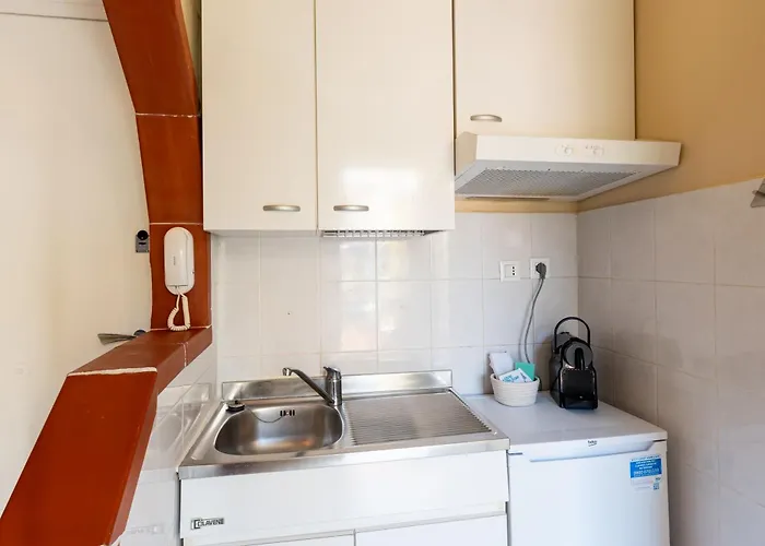 Lejlighed Piccolo Monolocale Del Mercato *