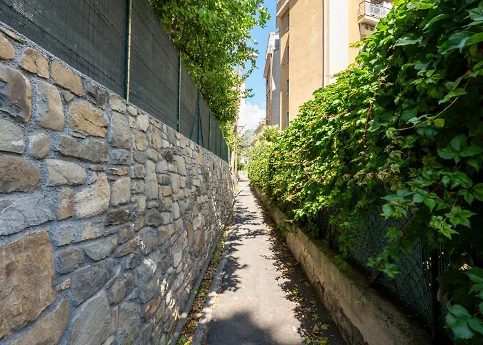 Piccolo Monolocale Del Mercato * Sanremo